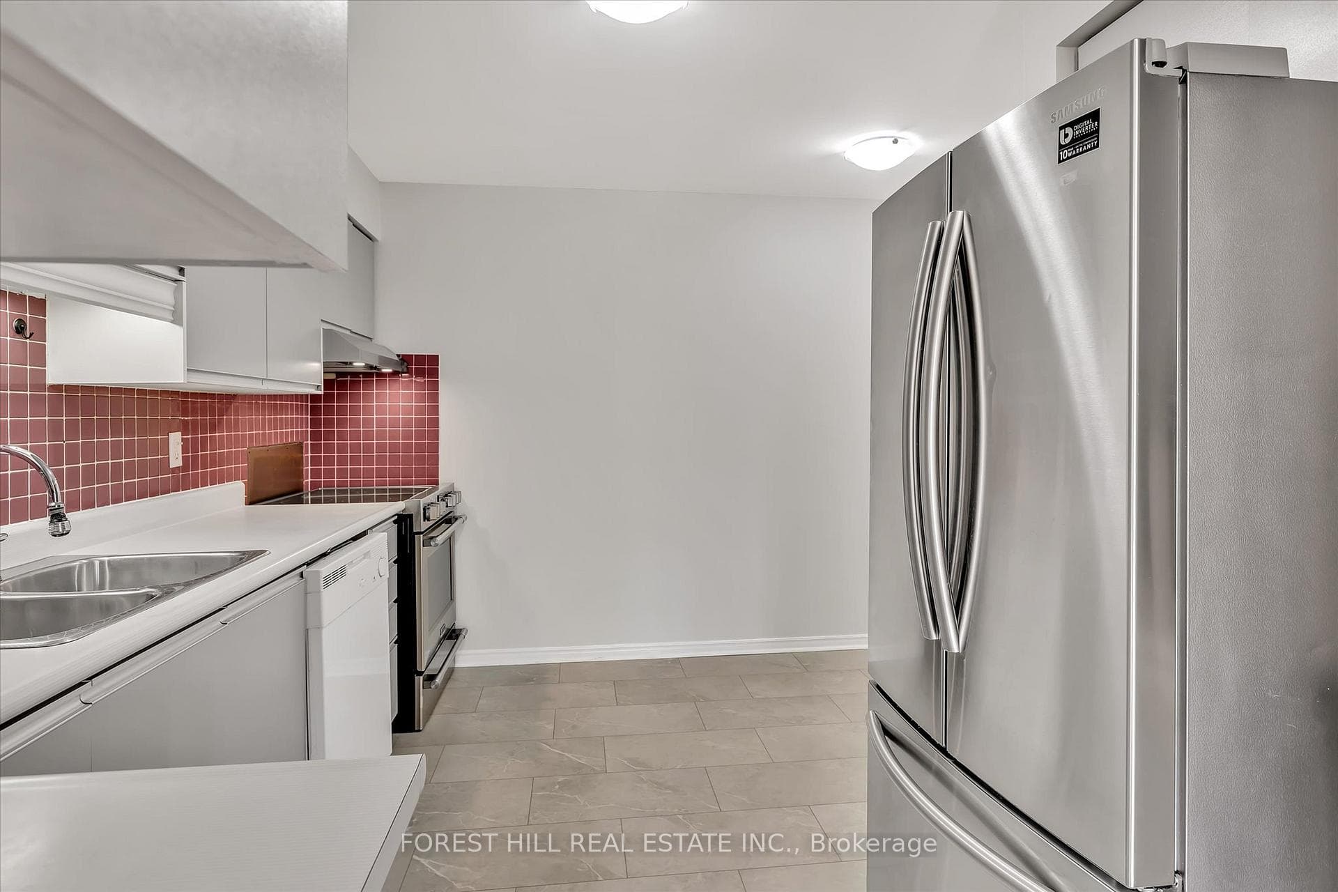 2185 Walker Avenue Unit 202 photo 11