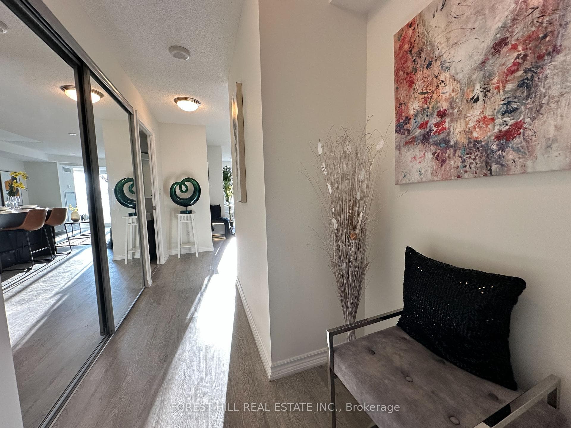 386 Yonge Street Unit 1104 photo 20