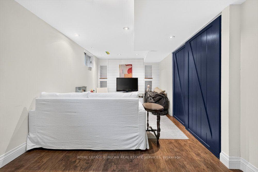 2354 Marine Drive photo 35