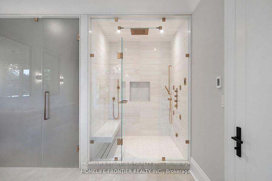 8 Vesta Drive photo 21