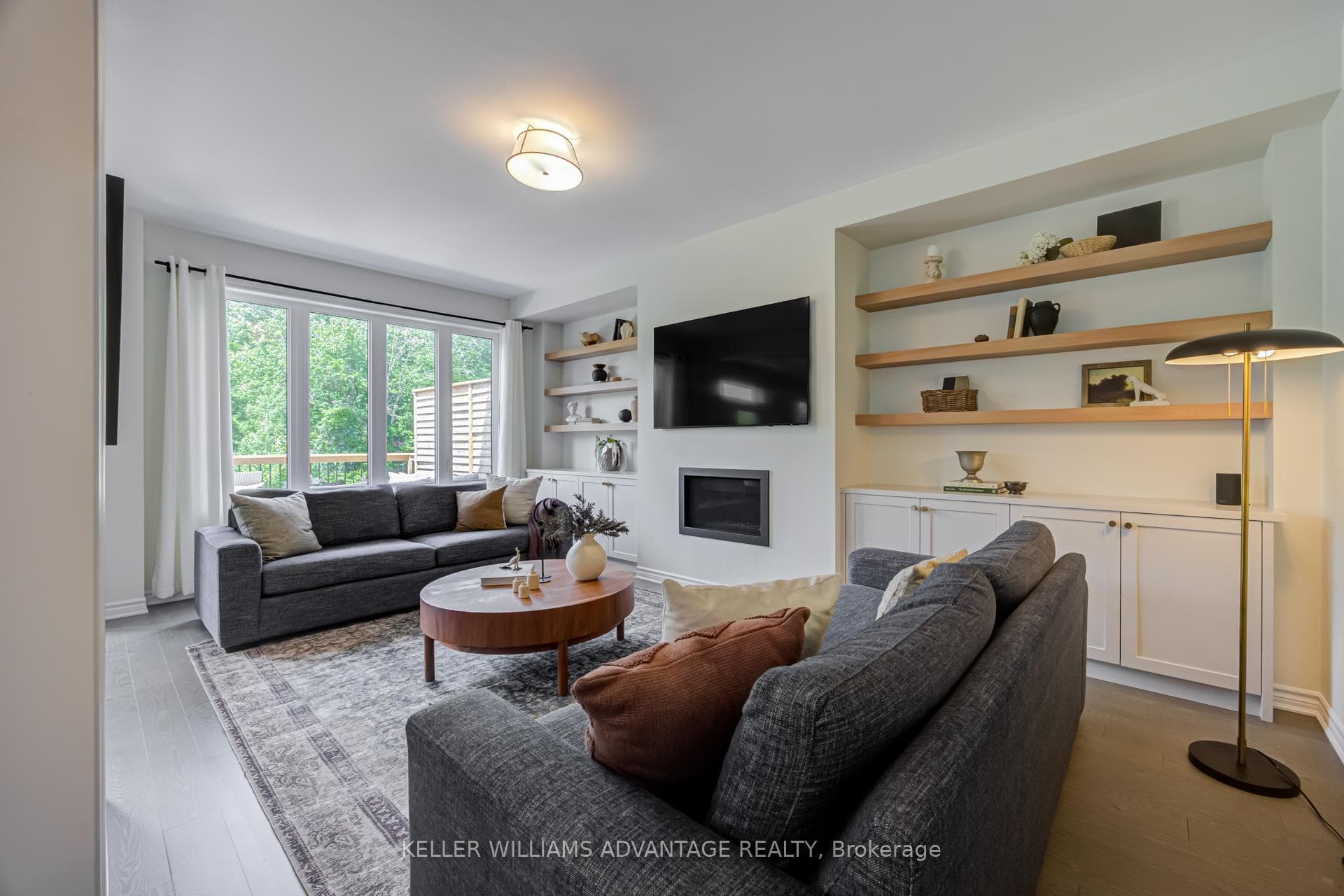 46 Sutcliffe Drive photo 5