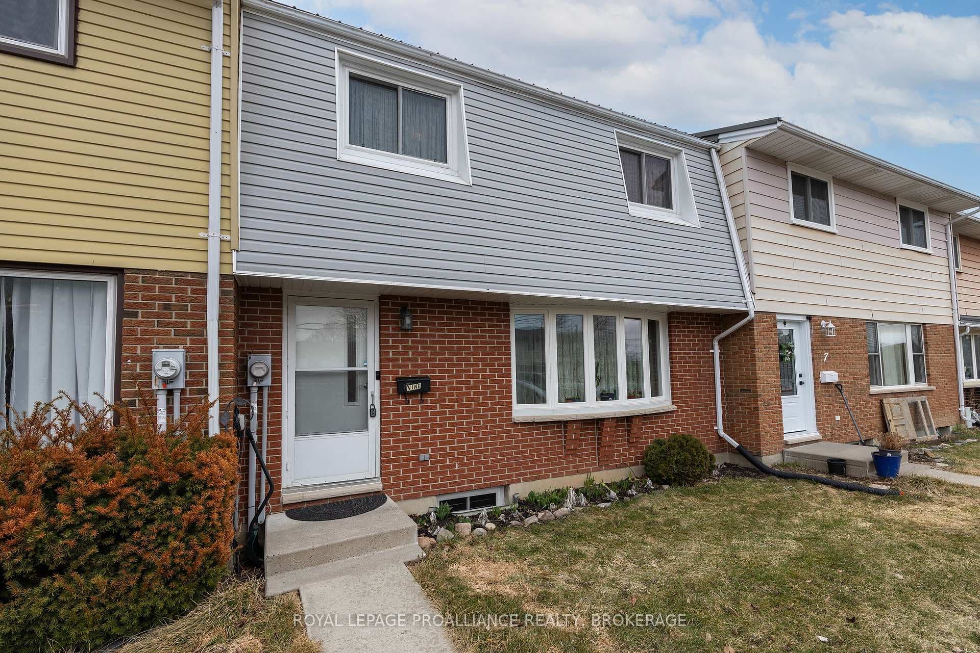 5 Winchester Drive Unit 9 photo 1