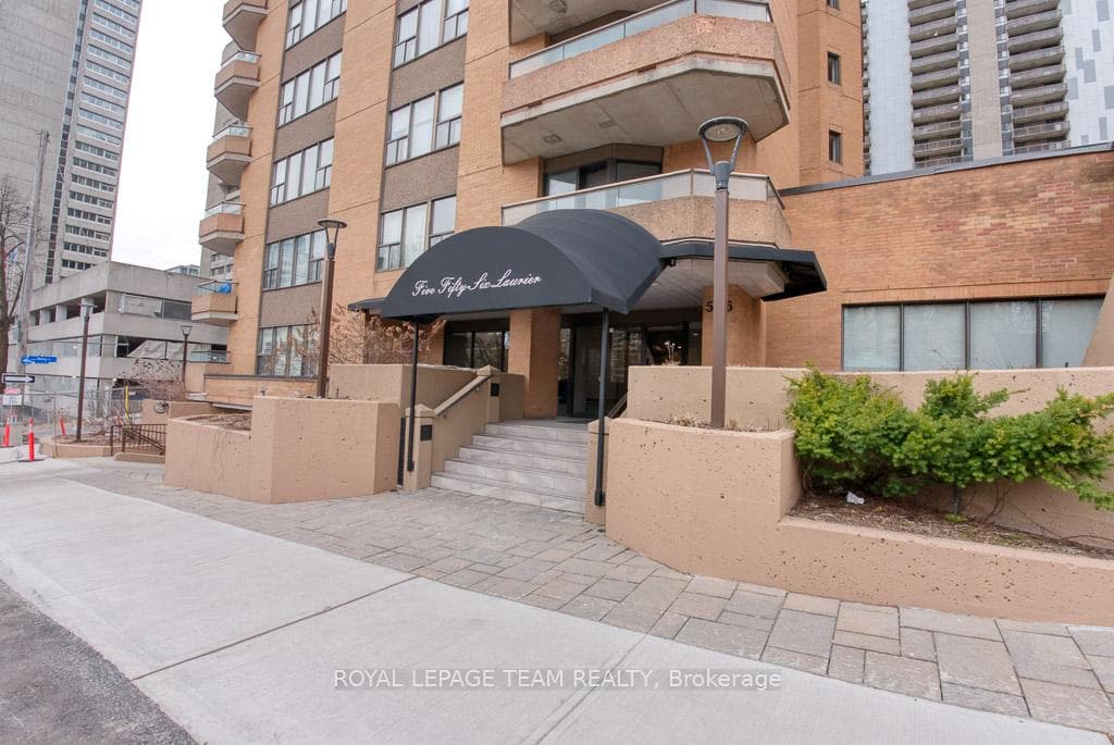 556 Laurier Avenue Unit 907 photo 2