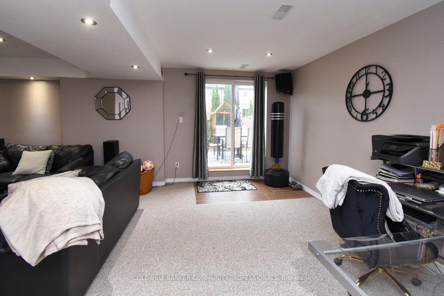 159 Thames Way photo 36