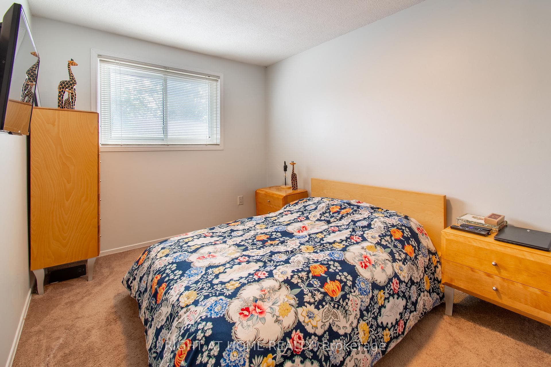 63 Ferris Lane Unit B12 photo 17