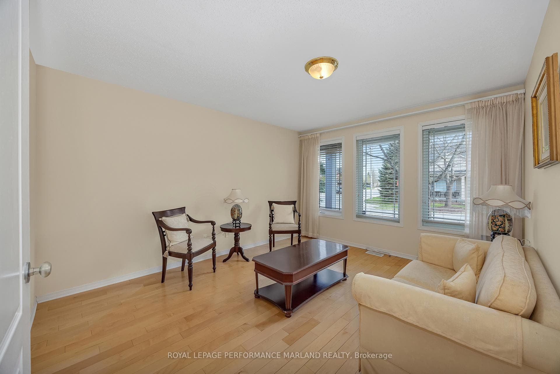 30 Yorkwood Place photo 2