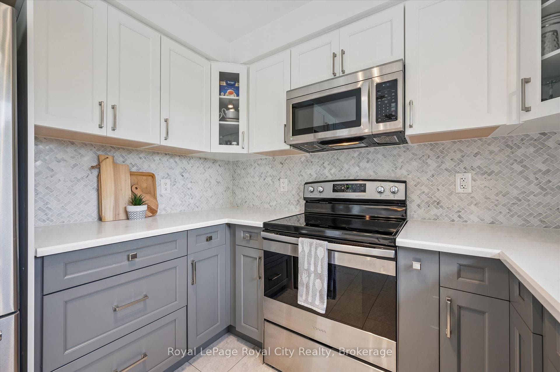 38 Shadybrook Crescent photo 17