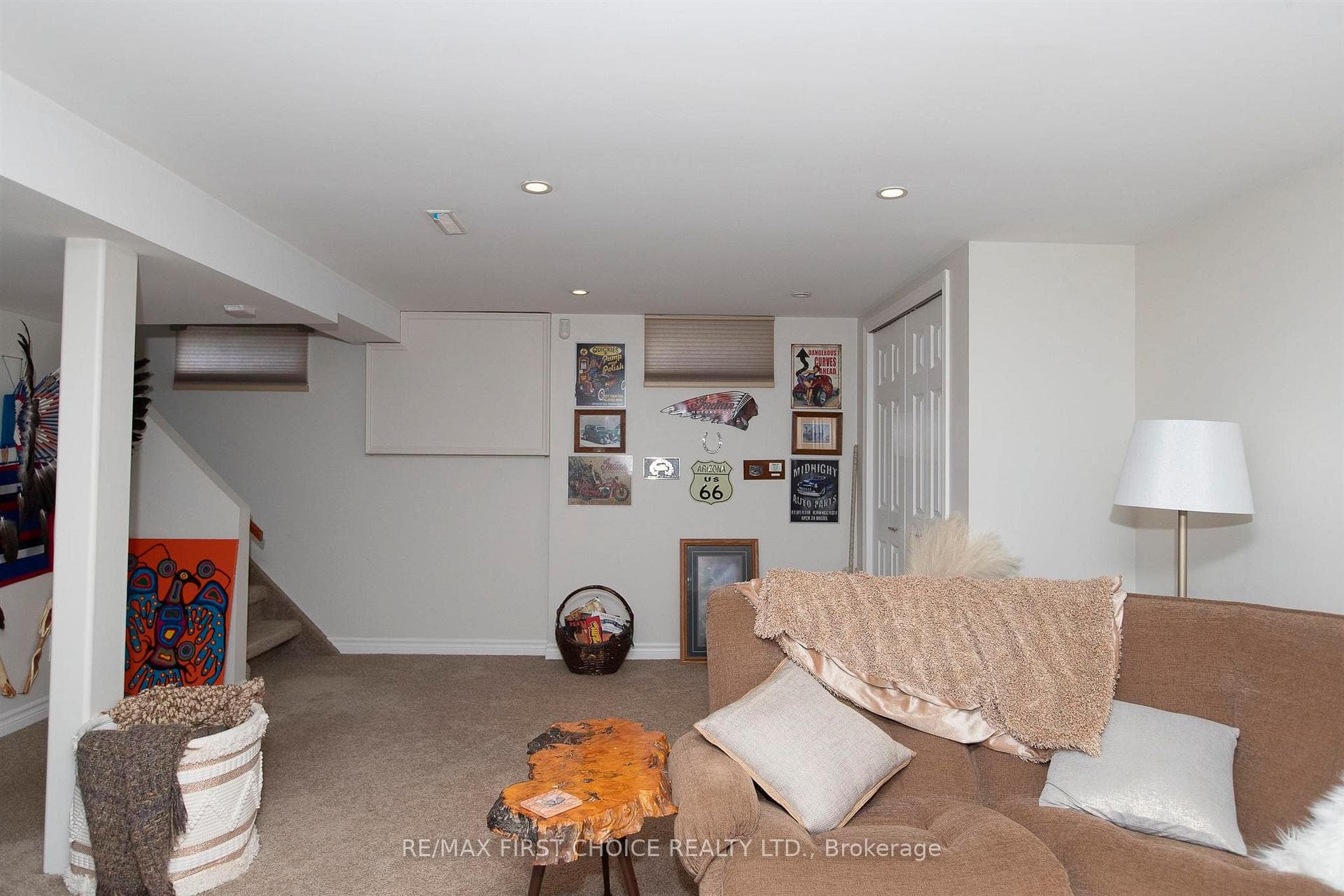 424 Shuniah Street photo 19