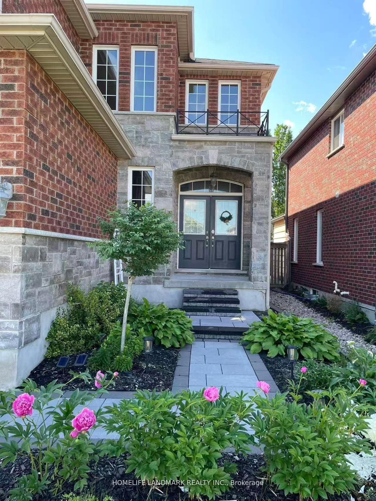 73 GRAIHAWK Drive photo 3