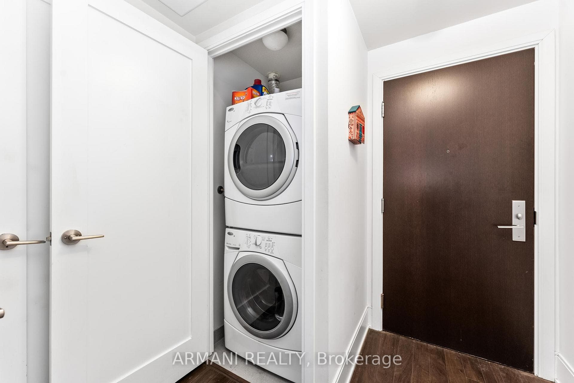 Ensuite Laundry