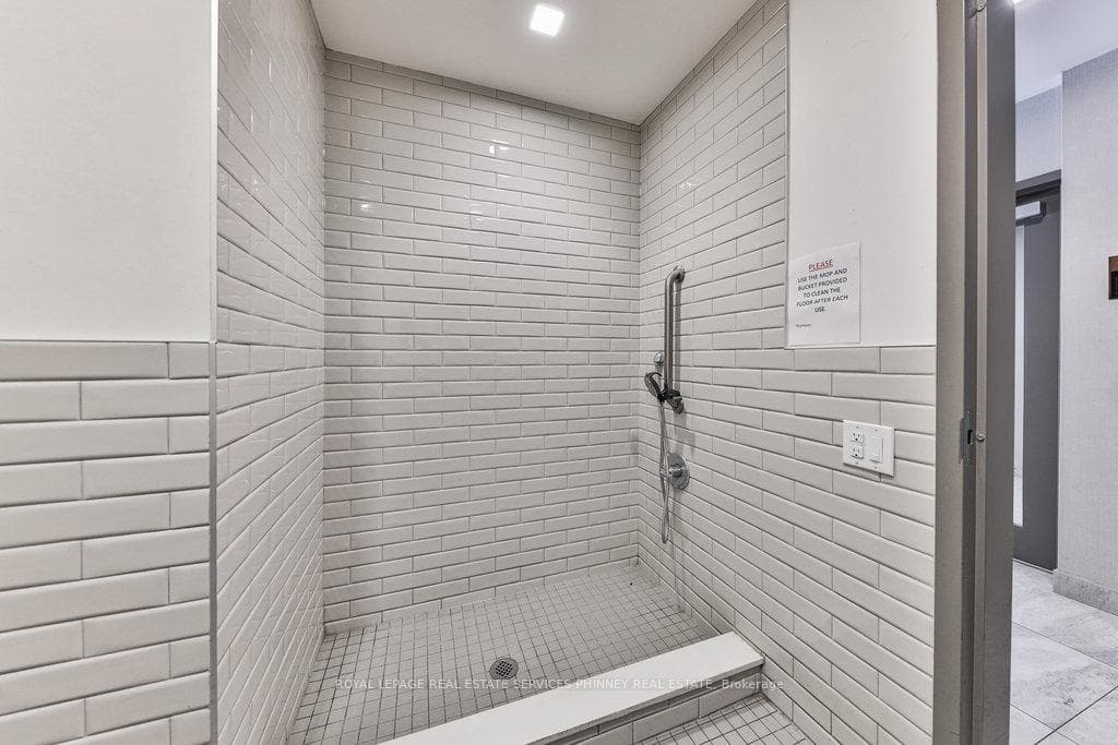1575 Lakeshore Road Unit GR41 photo 29