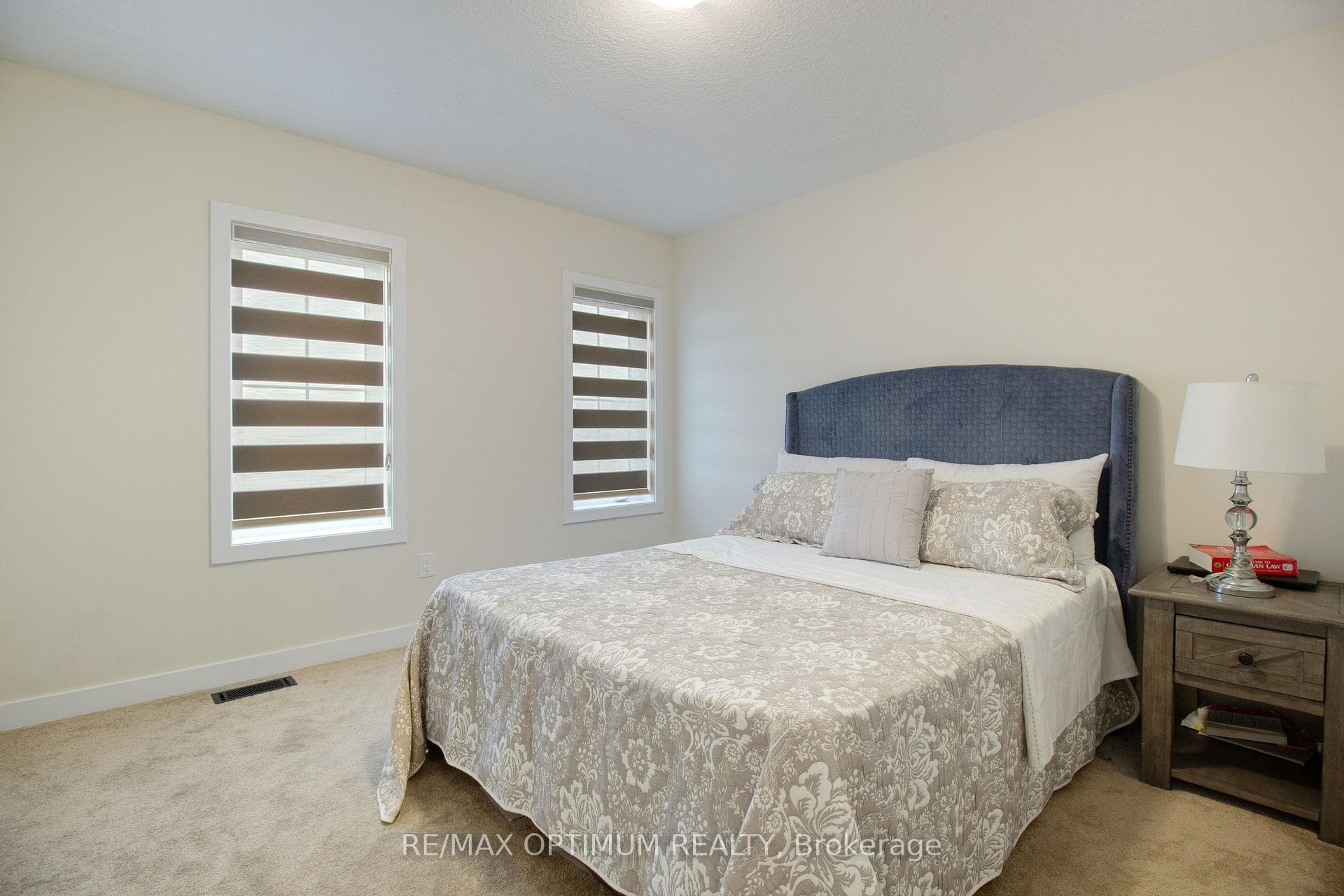 106 Sundin Drive photo 31