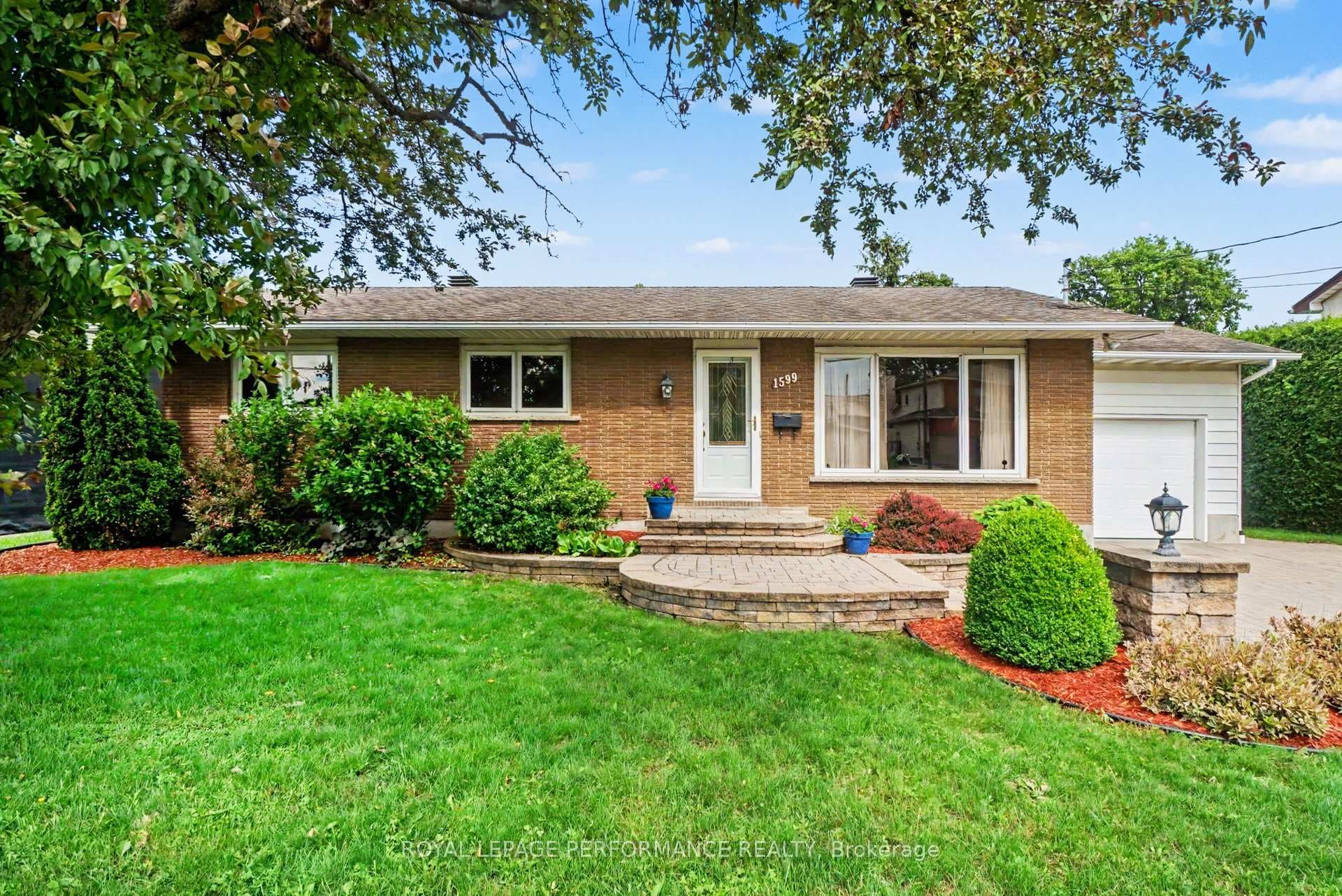 1599 Maxime Street photo 1