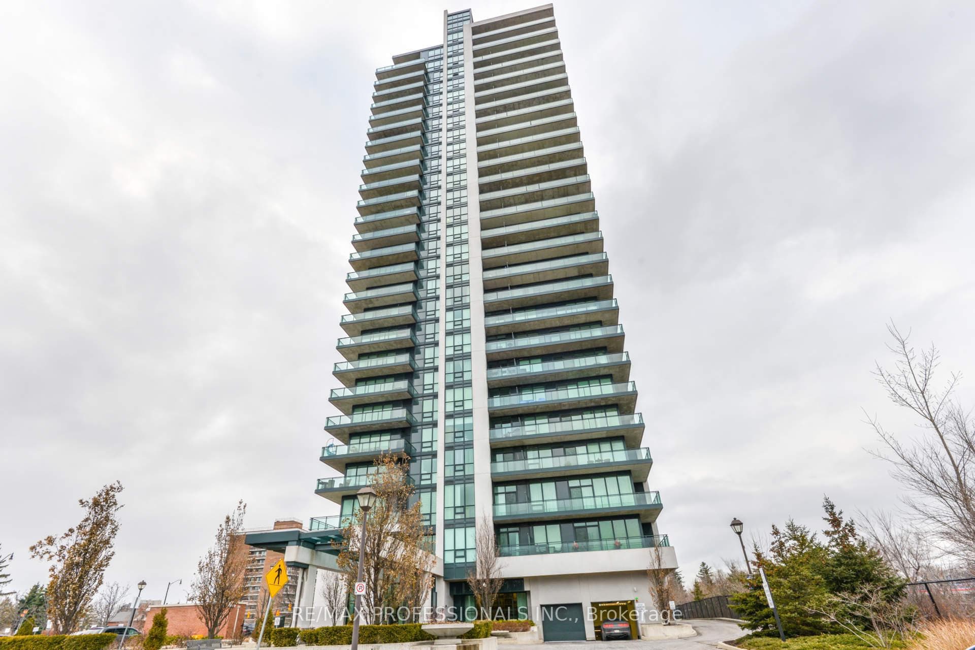 100 John Street Unit 2205 photo 1