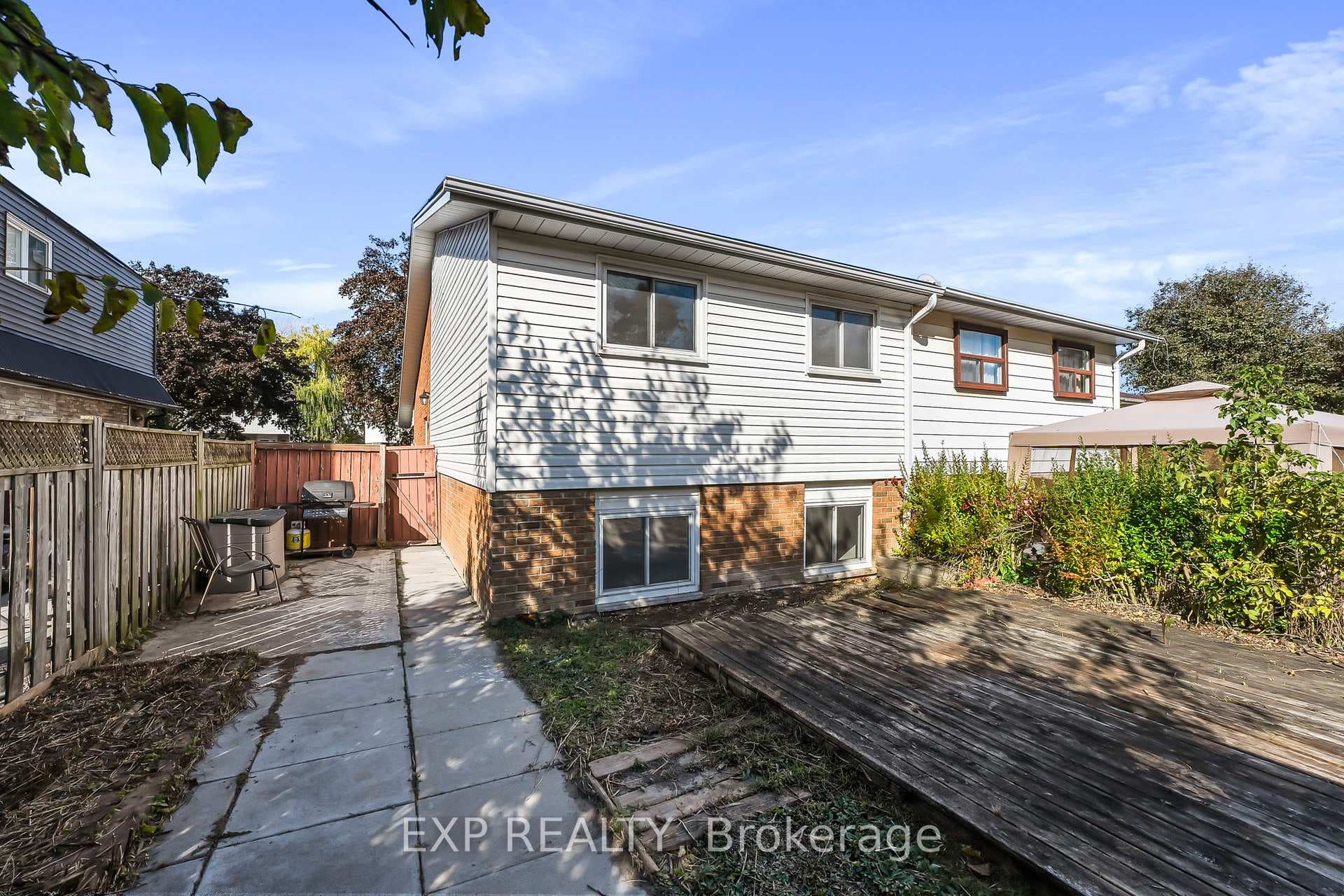 Deck & Patio