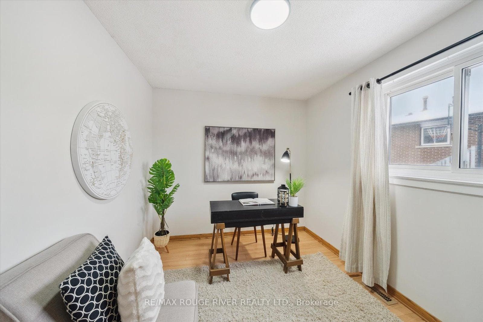 20 Lighthall Crescent photo 18