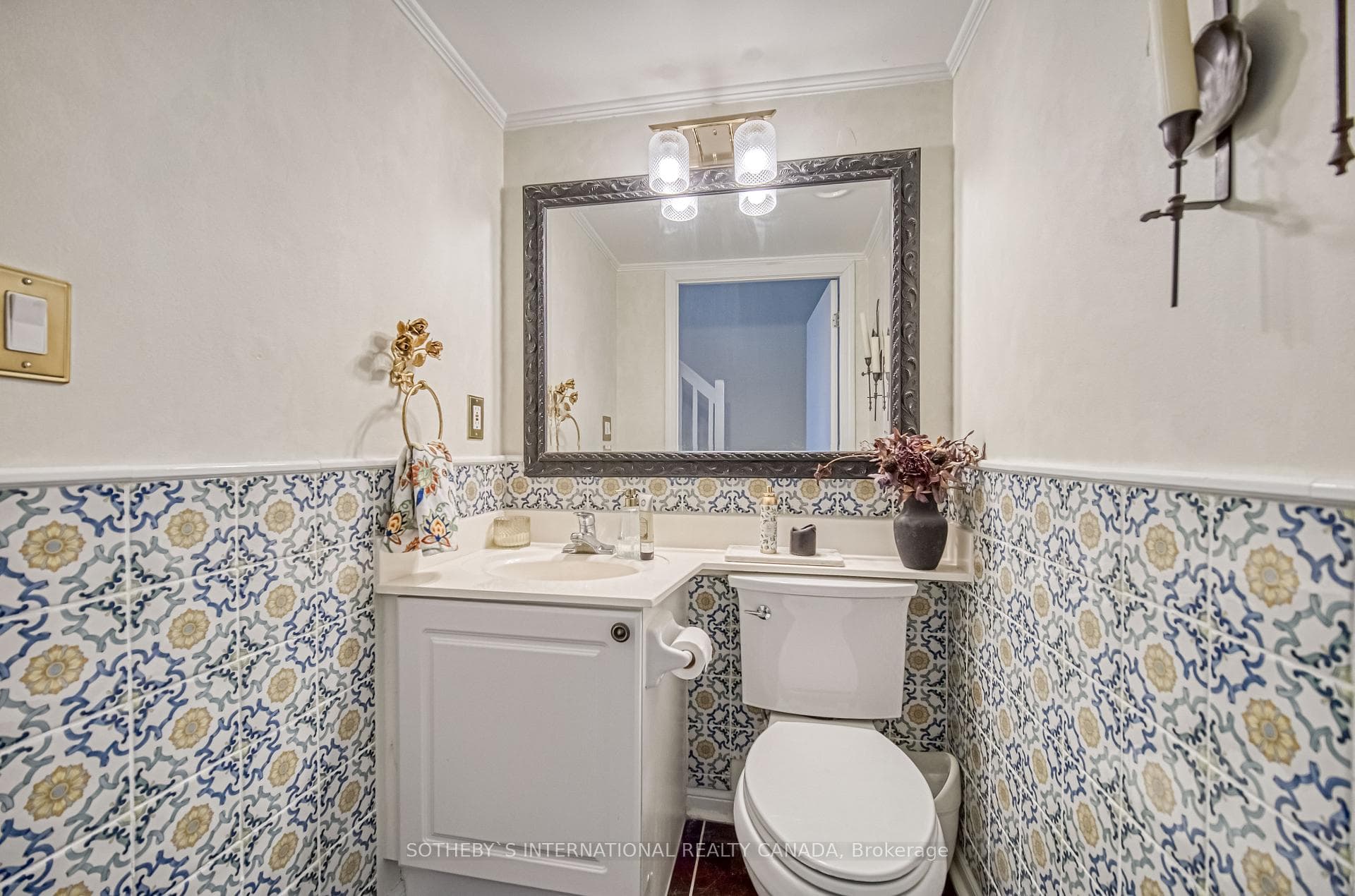 139 Merton Street Unit 840 photo 17