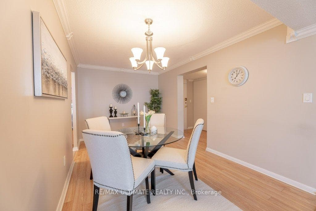 240 Scarlett Road Unit 1101 photo 5