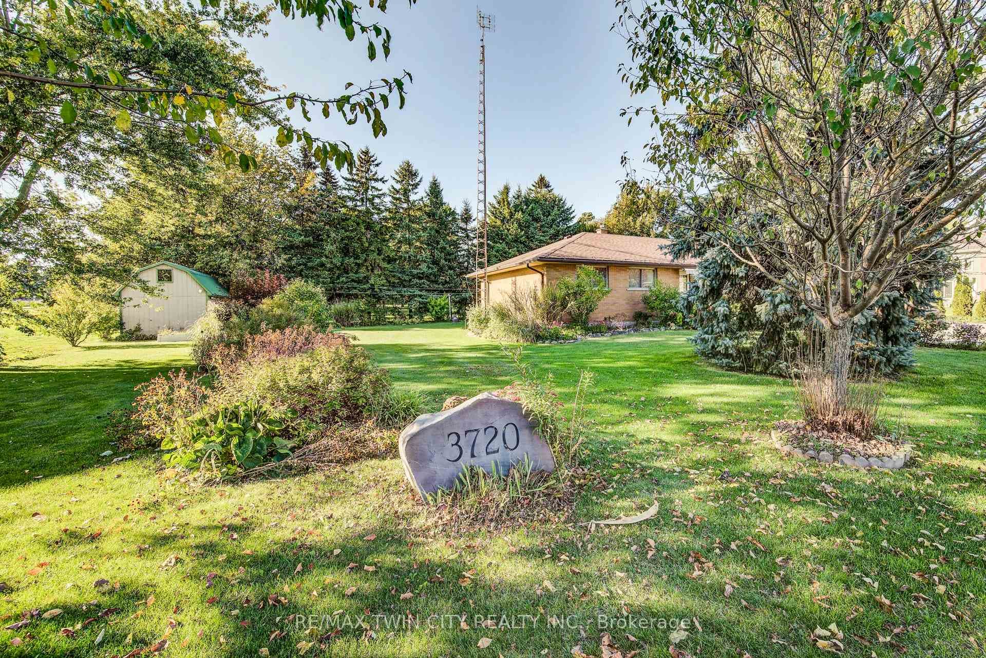 3720 Manser Road photo 2