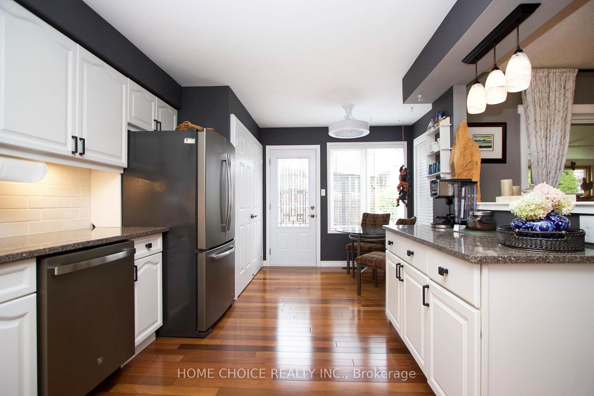29 Cornerbrook Court photo 12