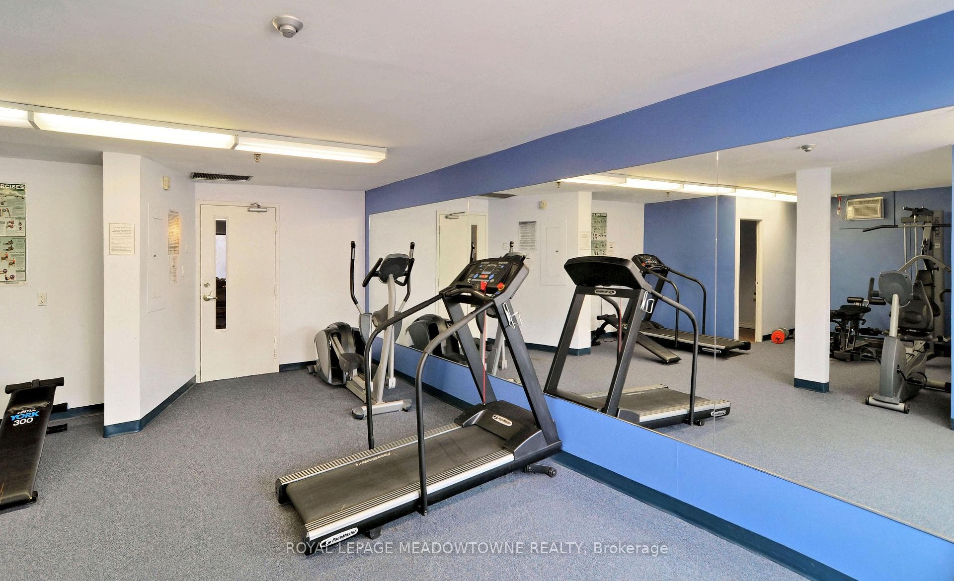 6720 Glen Erin Drive Unit 1013 photo 20