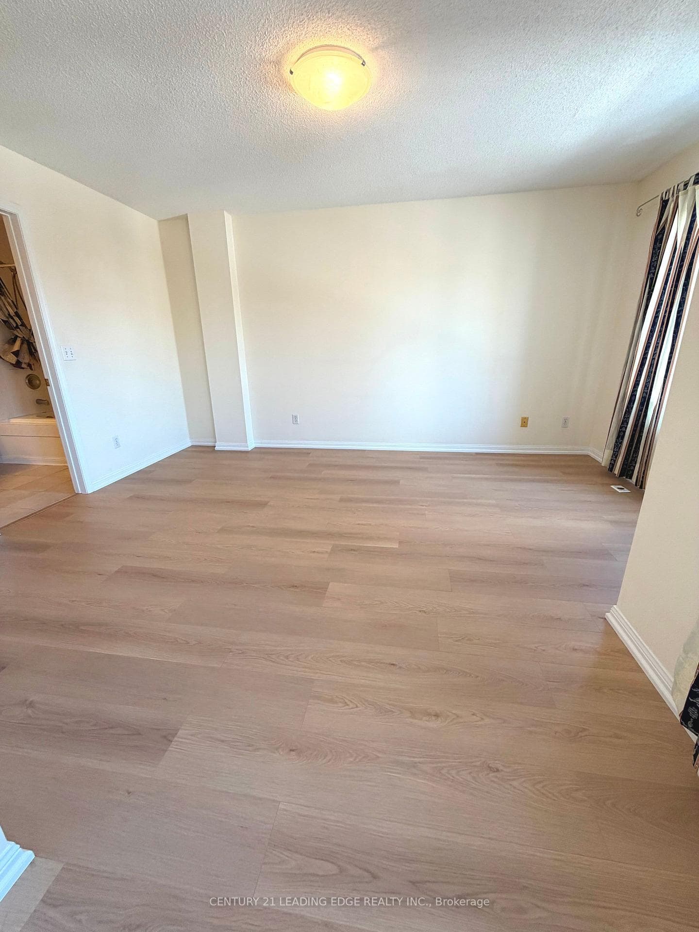 3 Alpen Way Unit 11 photo 19