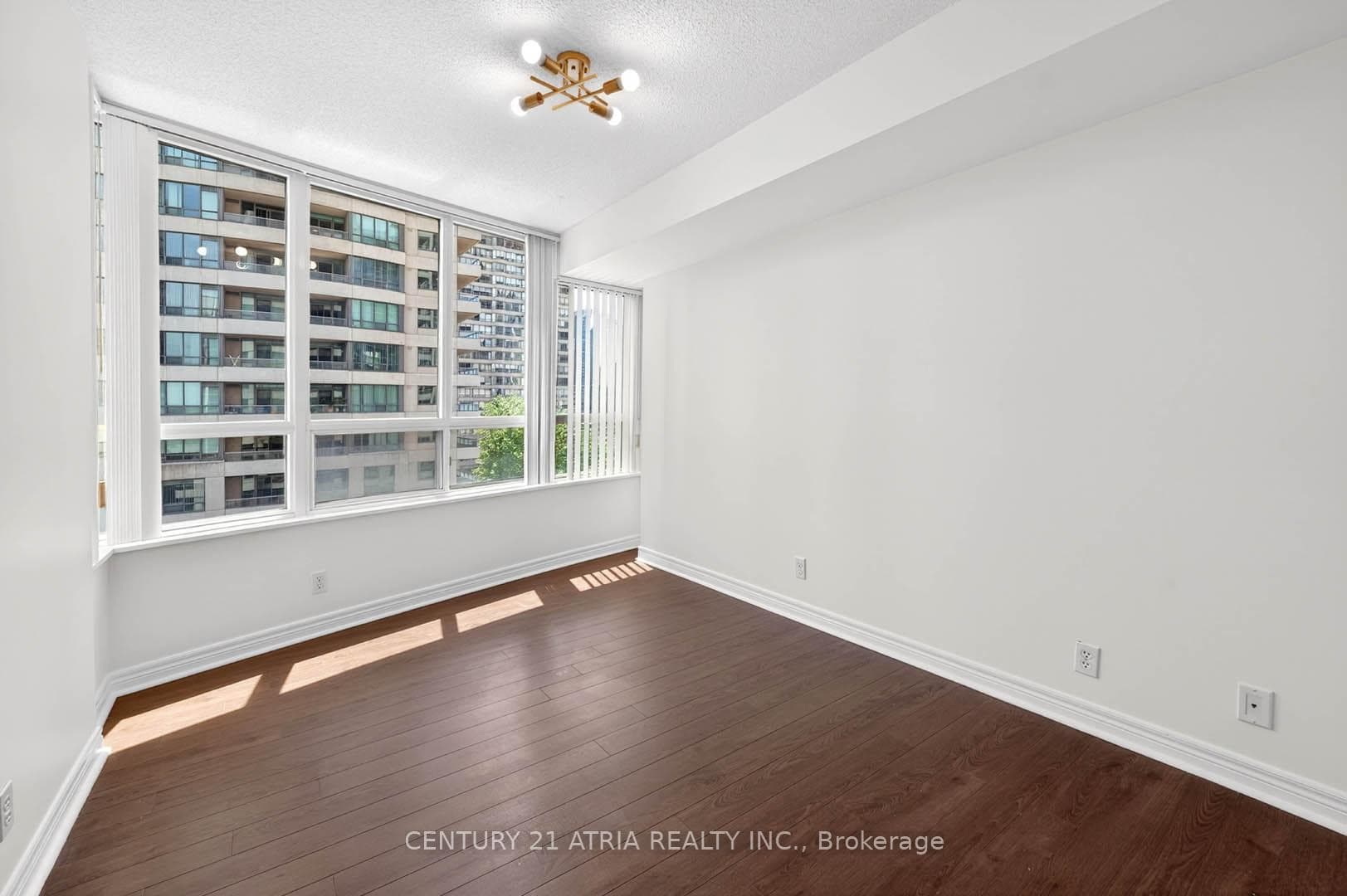 23 Hollywood Avenue Unit 808 photo 35