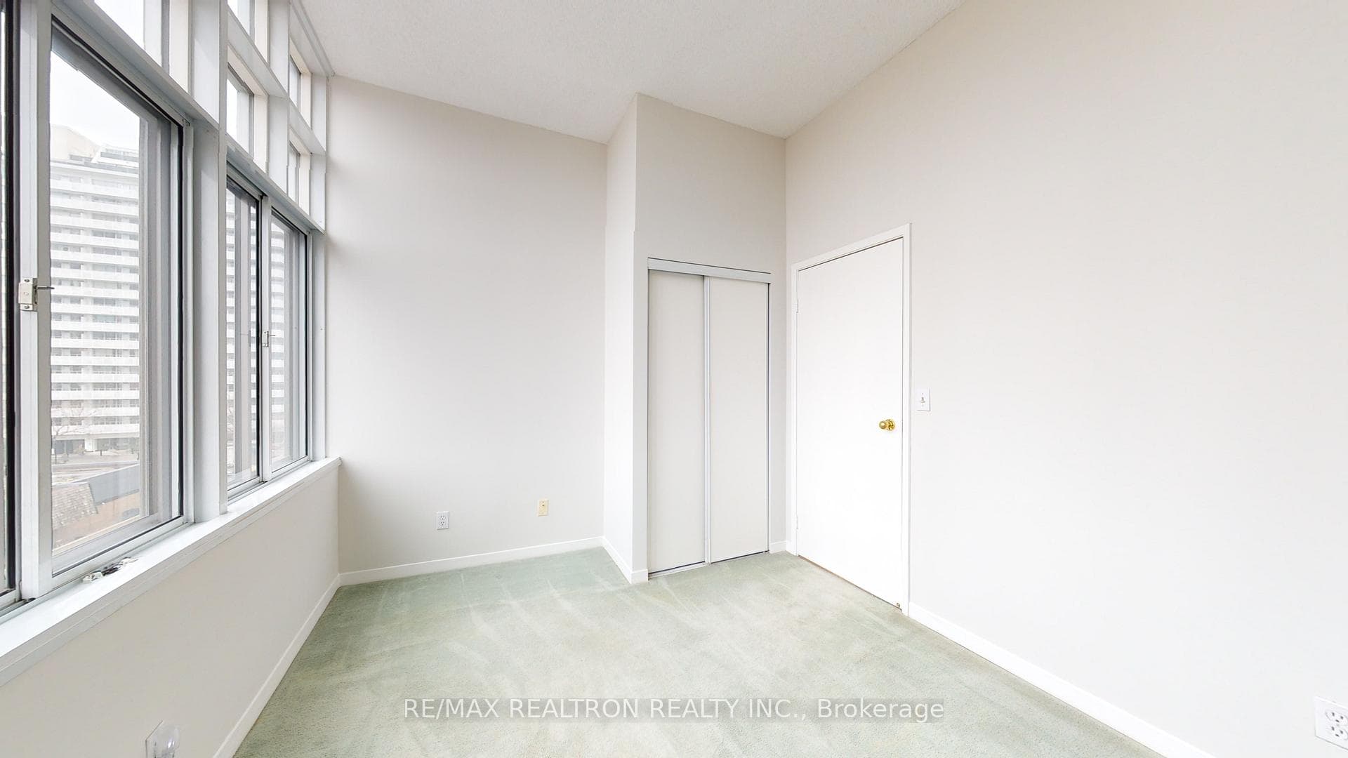 1901 Yonge Street Unit 401 photo 23