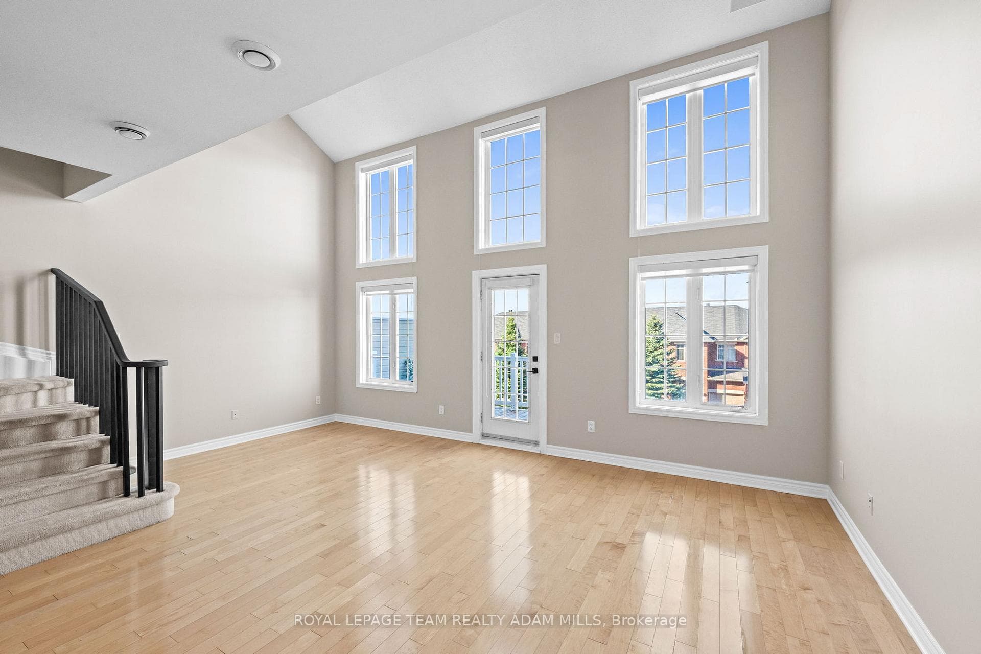 103 Eye Bright Crescent Unit 24 photo 12