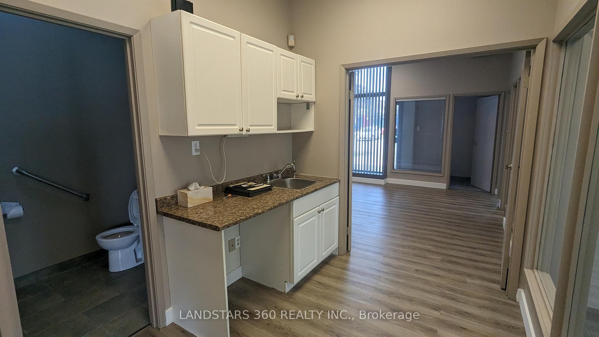110 West Beaver Creek Road Unit 4 photo 6