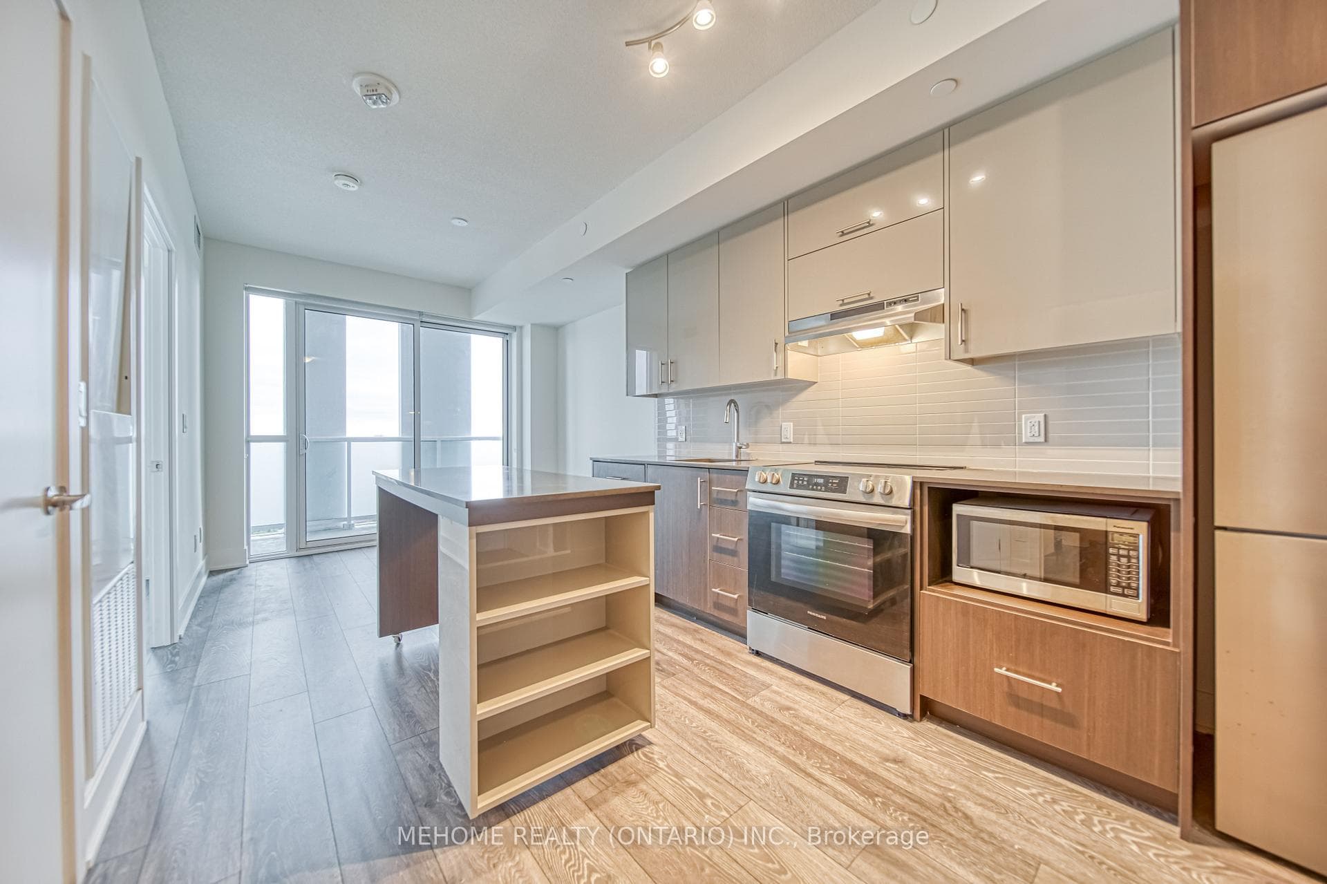 188 Fairview Mall Drive Unit 2607 photo 8