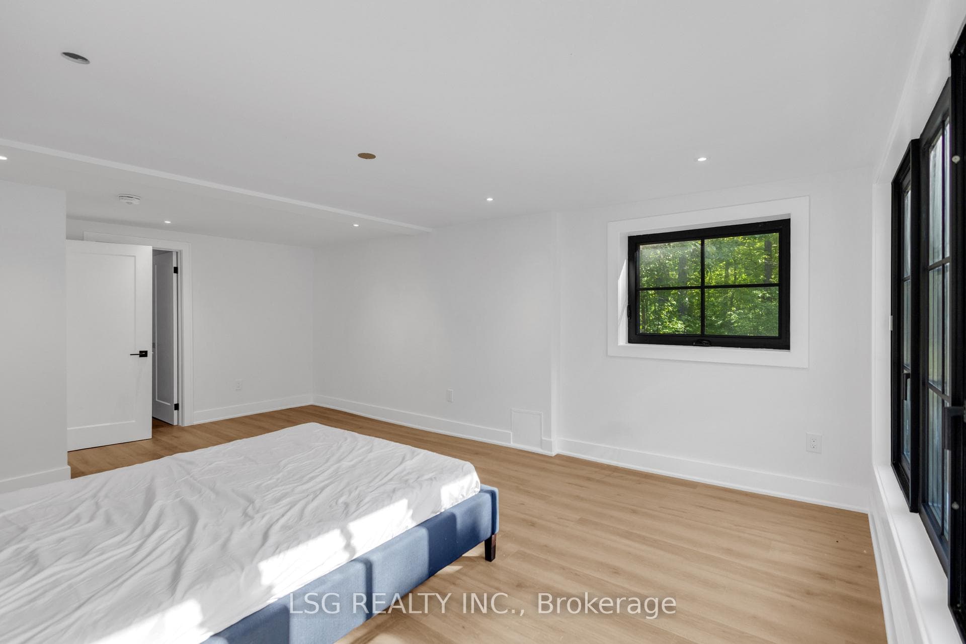 5 Williamson Terrace photo 35
