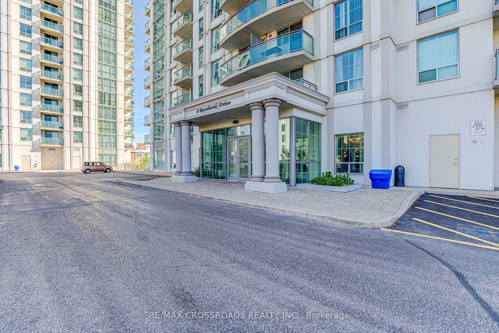 8 Rosebank Drive Unit 11H photo 3
