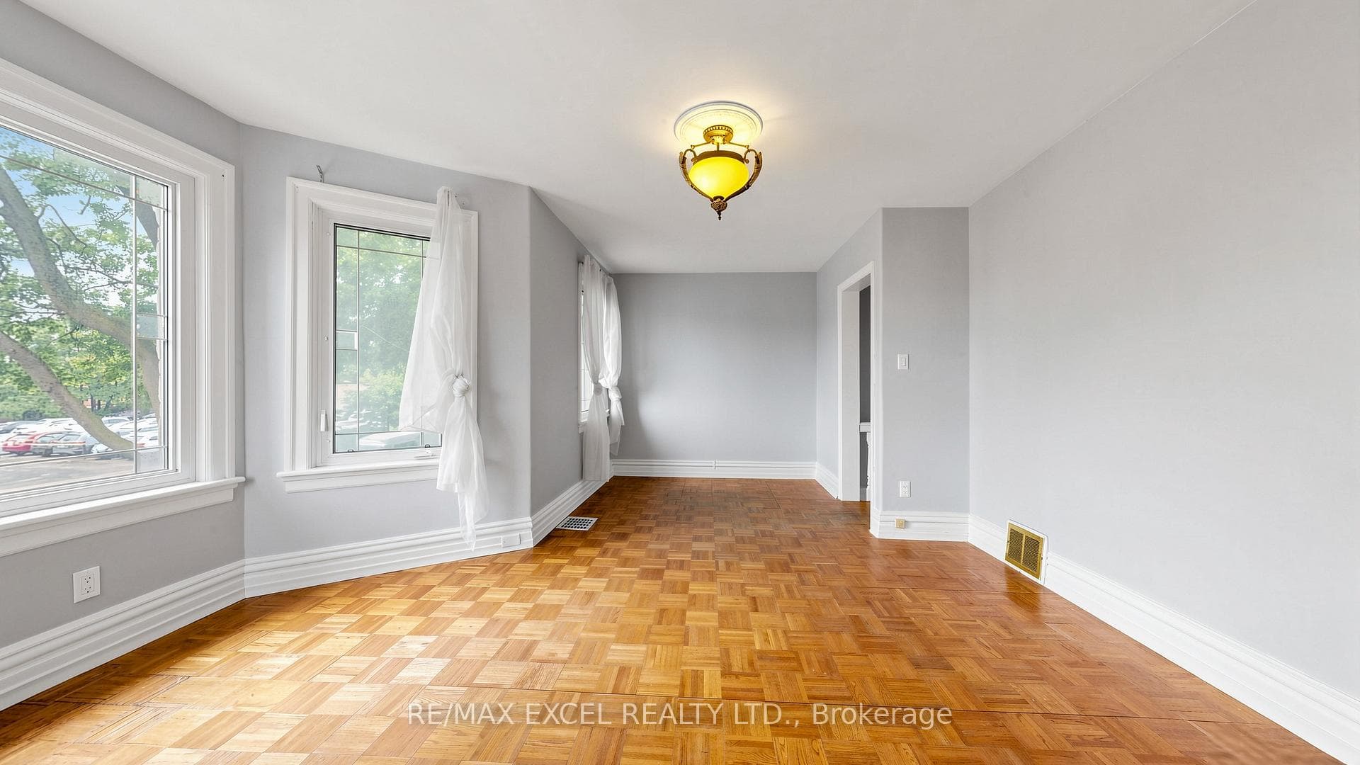 259 Victoria Avenue photo 22