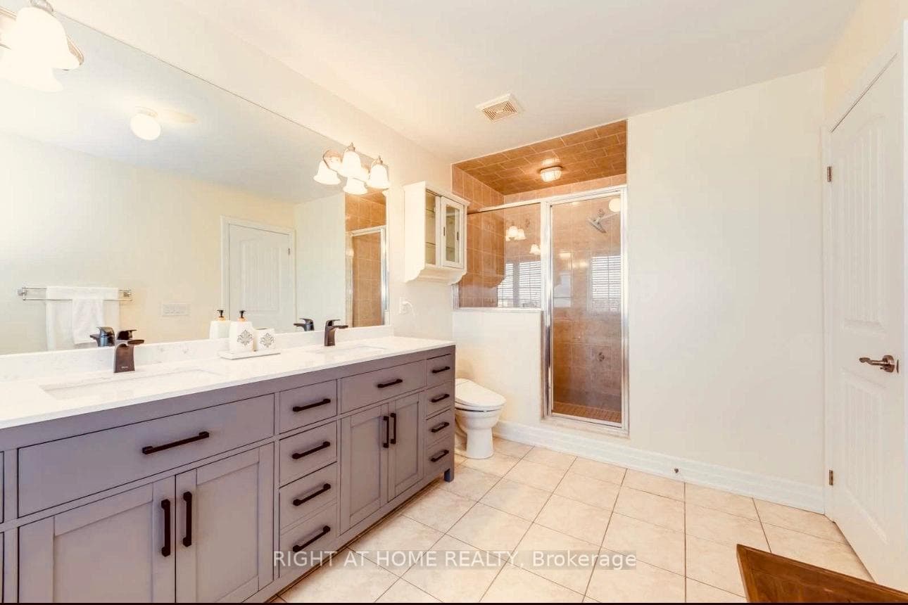 94 Forbes Terrace photo 16