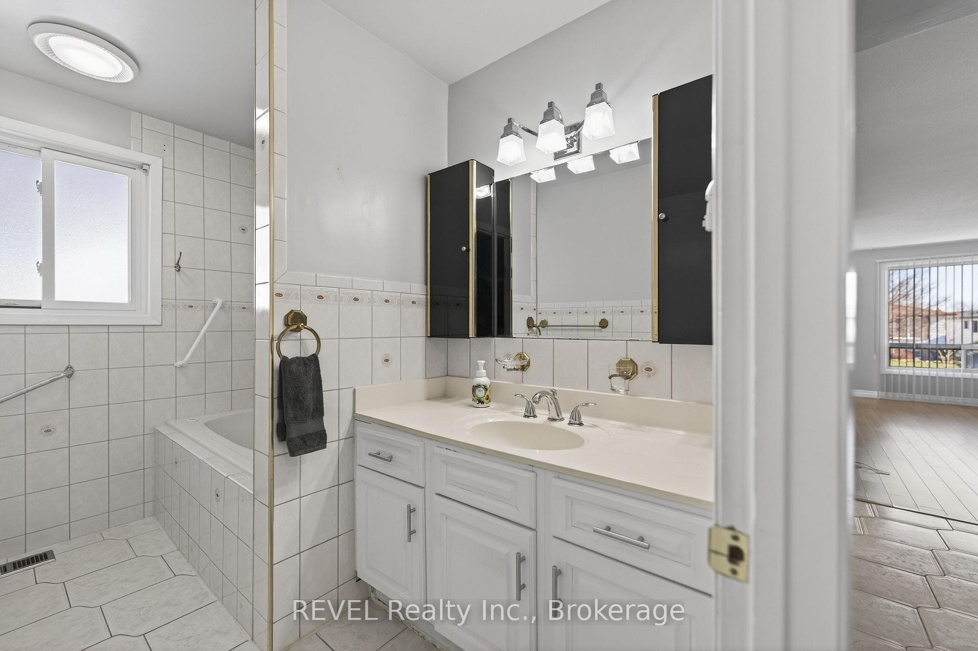 19 Lynwood Drive photo 27