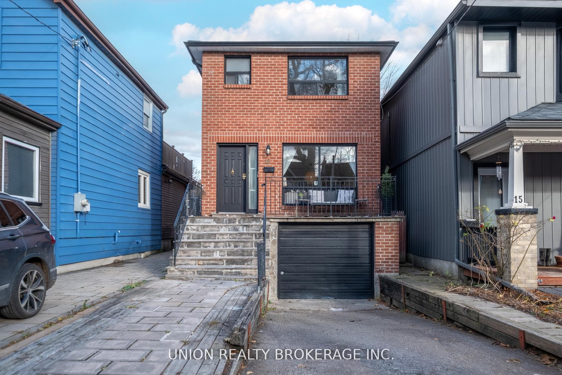19 Ashdale Avenue photo 1