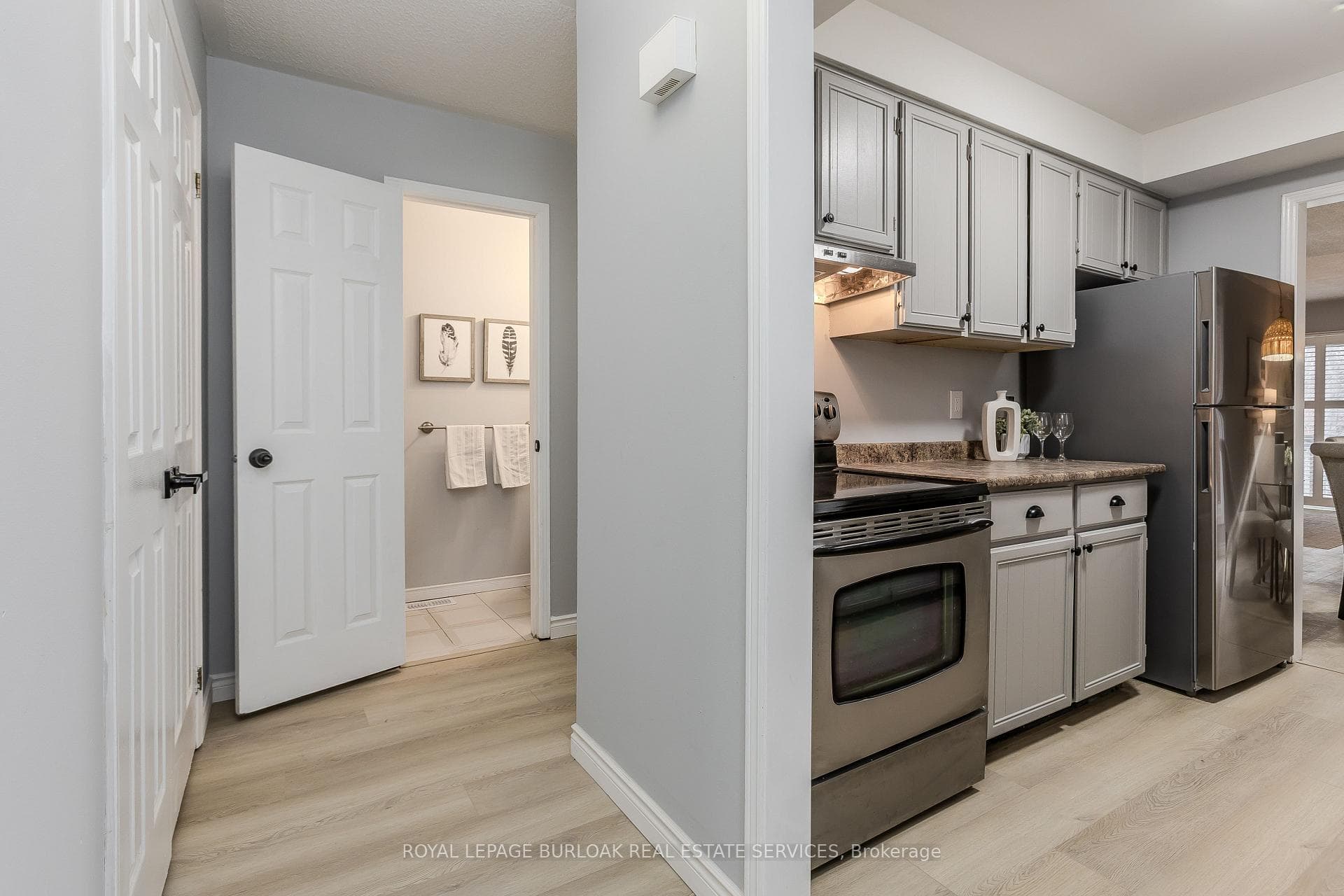 1326 Treeland Street photo 6
