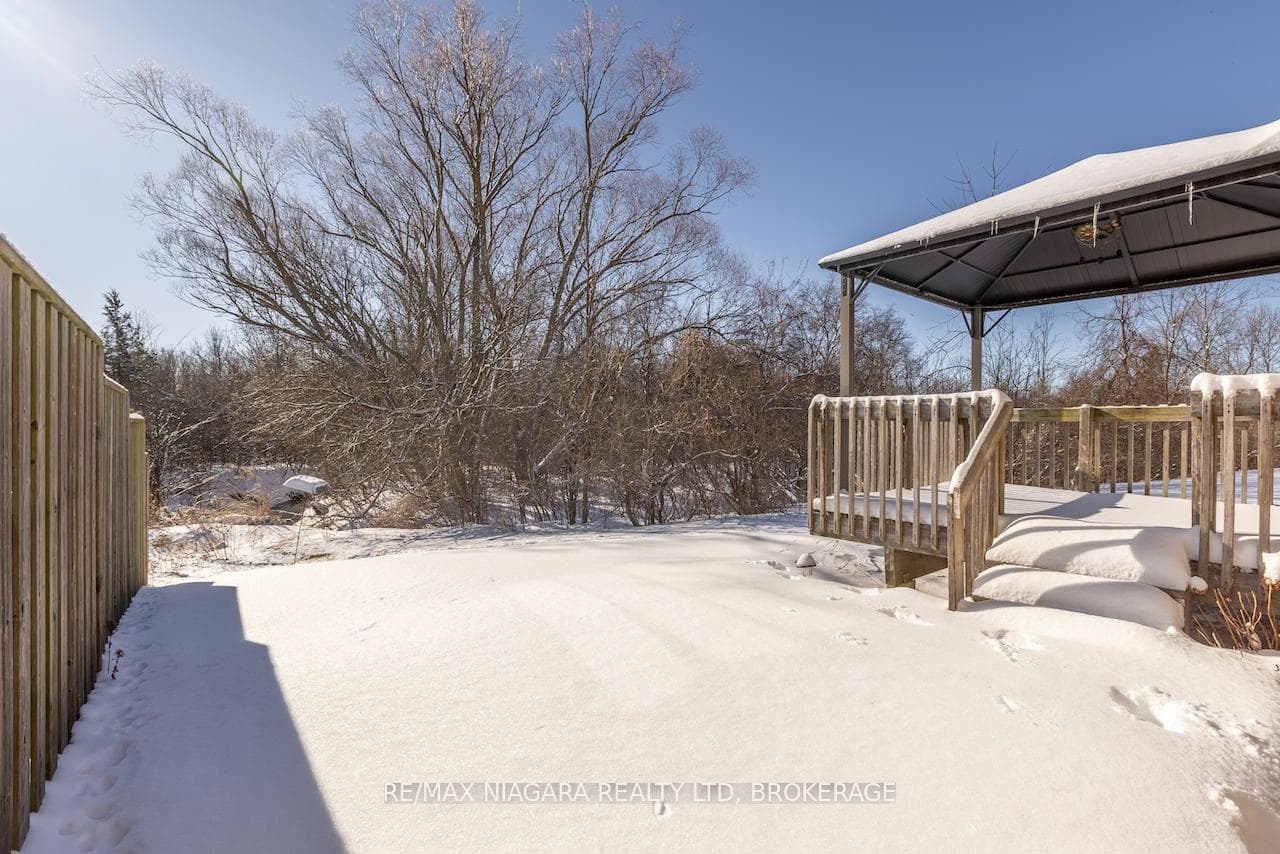 228 Willowlanding Court photo 4