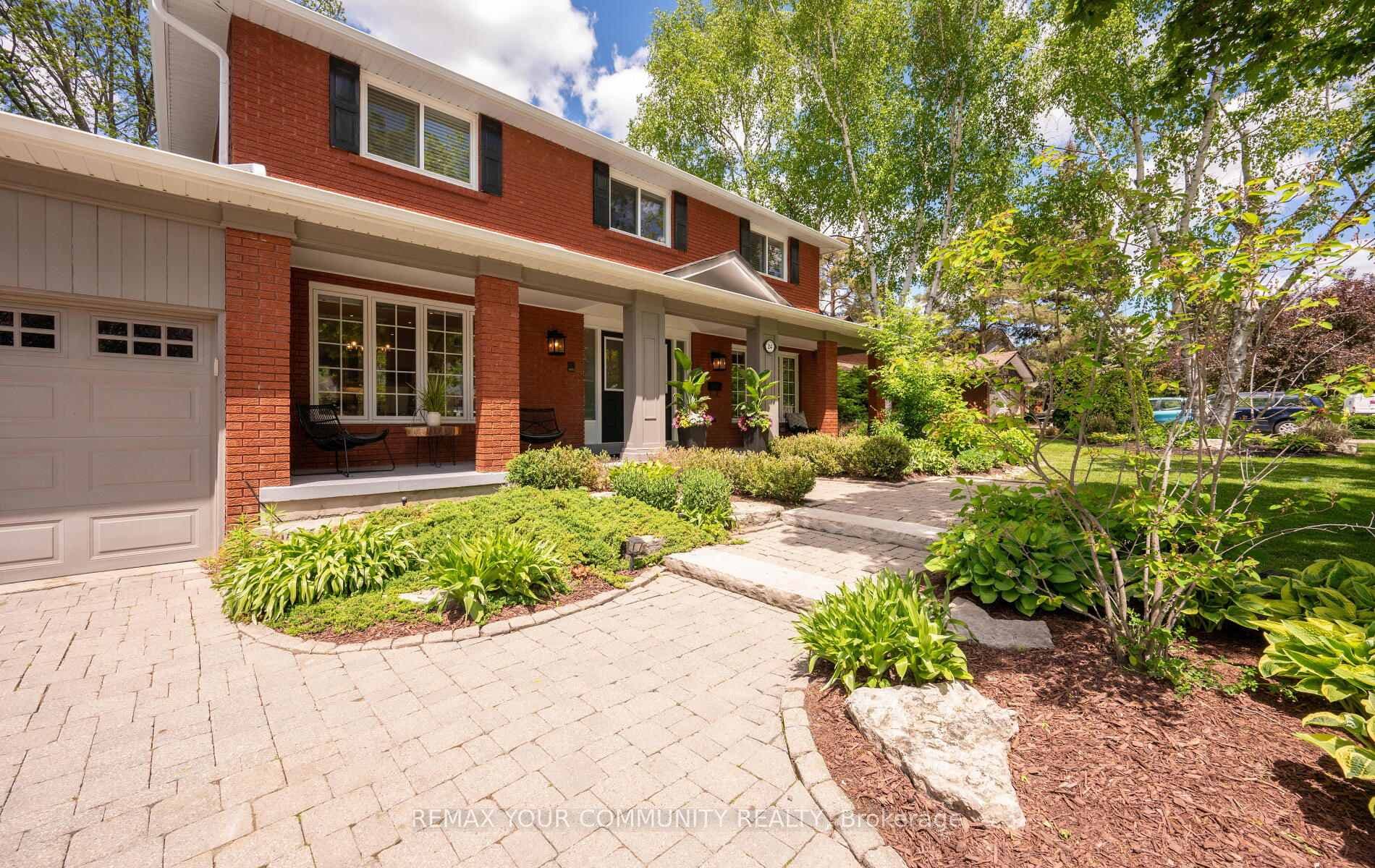 24 Hawthorne Lane photo 2