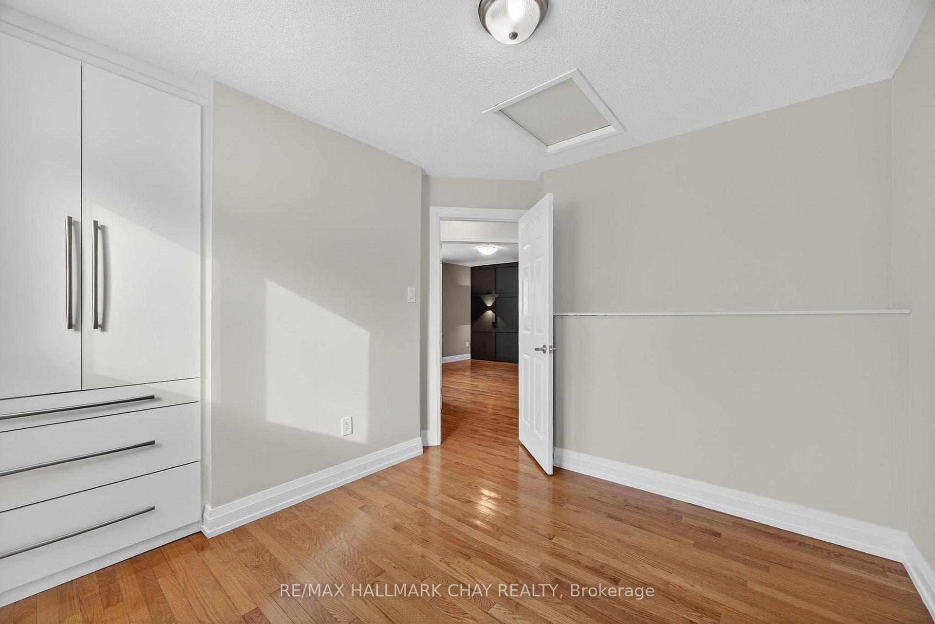 12 Webb Street photo 12