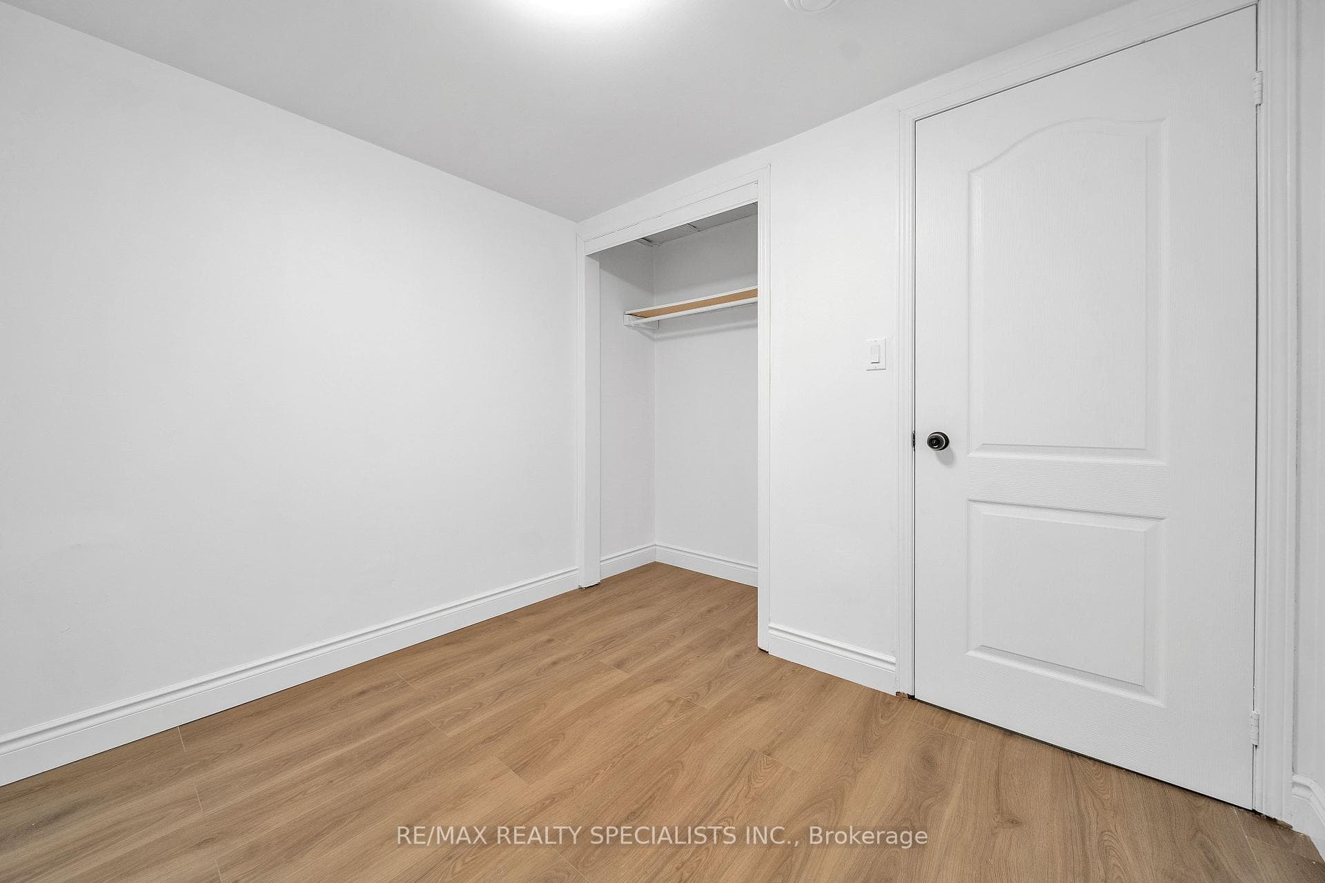 593 Rossellini Drive photo 21