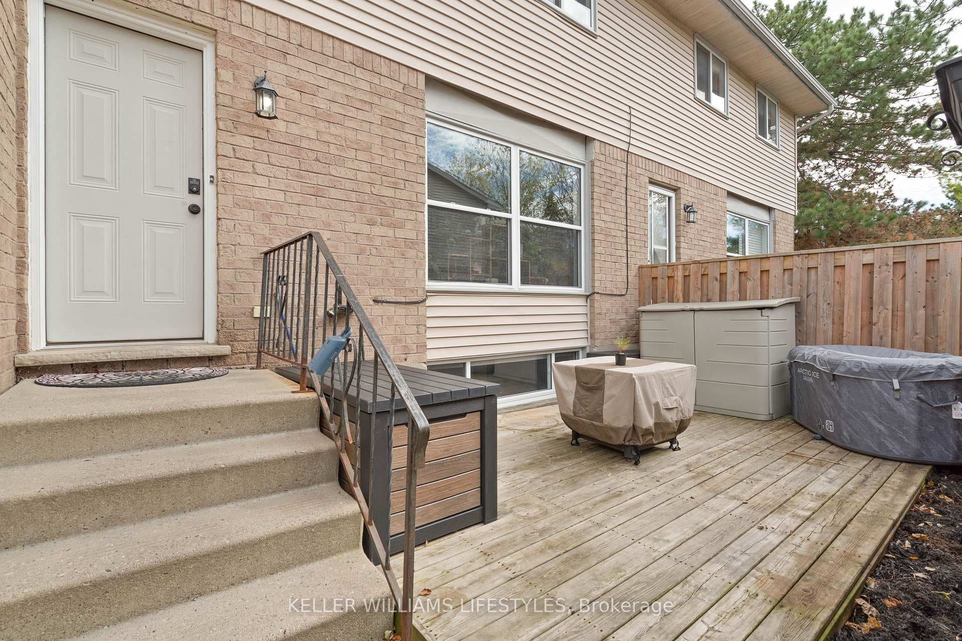 757 Wharncliffe Road Unit 3 photo 2