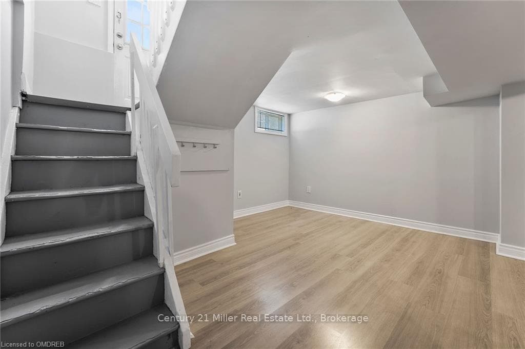241 HIGHBURY Avenue photo 22