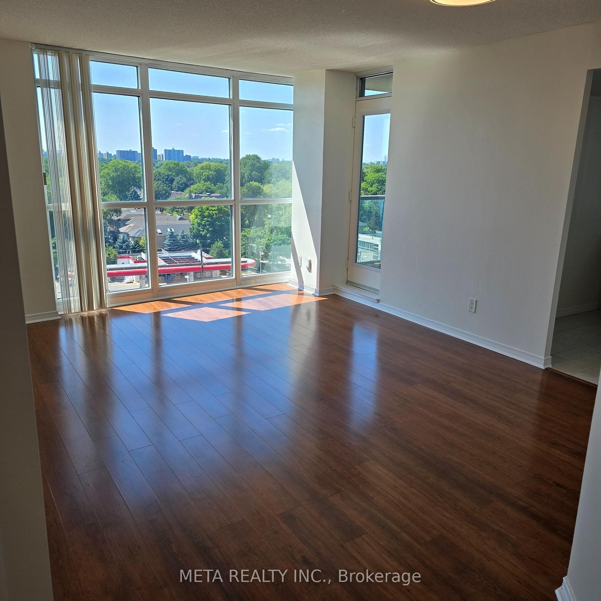 28 Harrison Garden Boulevard Unit 1008 photo 30