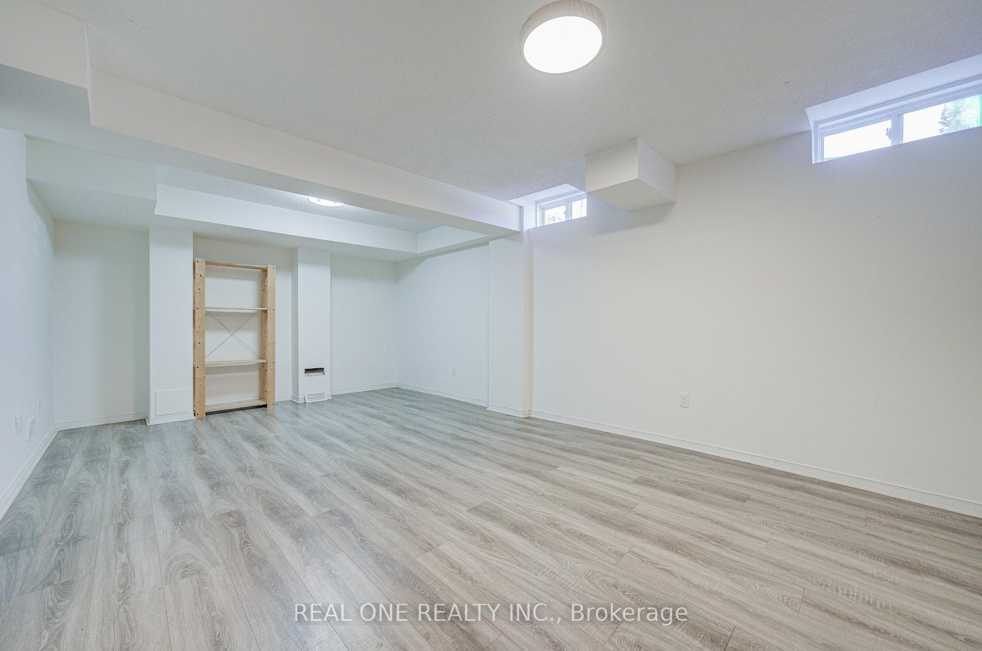 65 Westcliffe Crescent photo 38