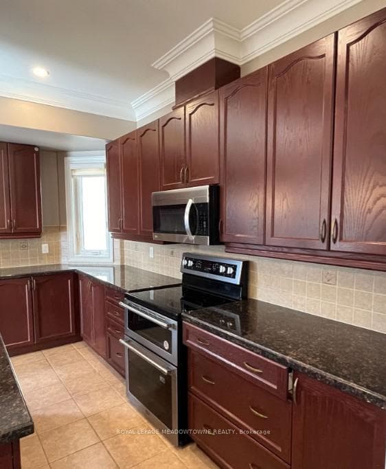 587 Thompson Road Unit 9 photo 6