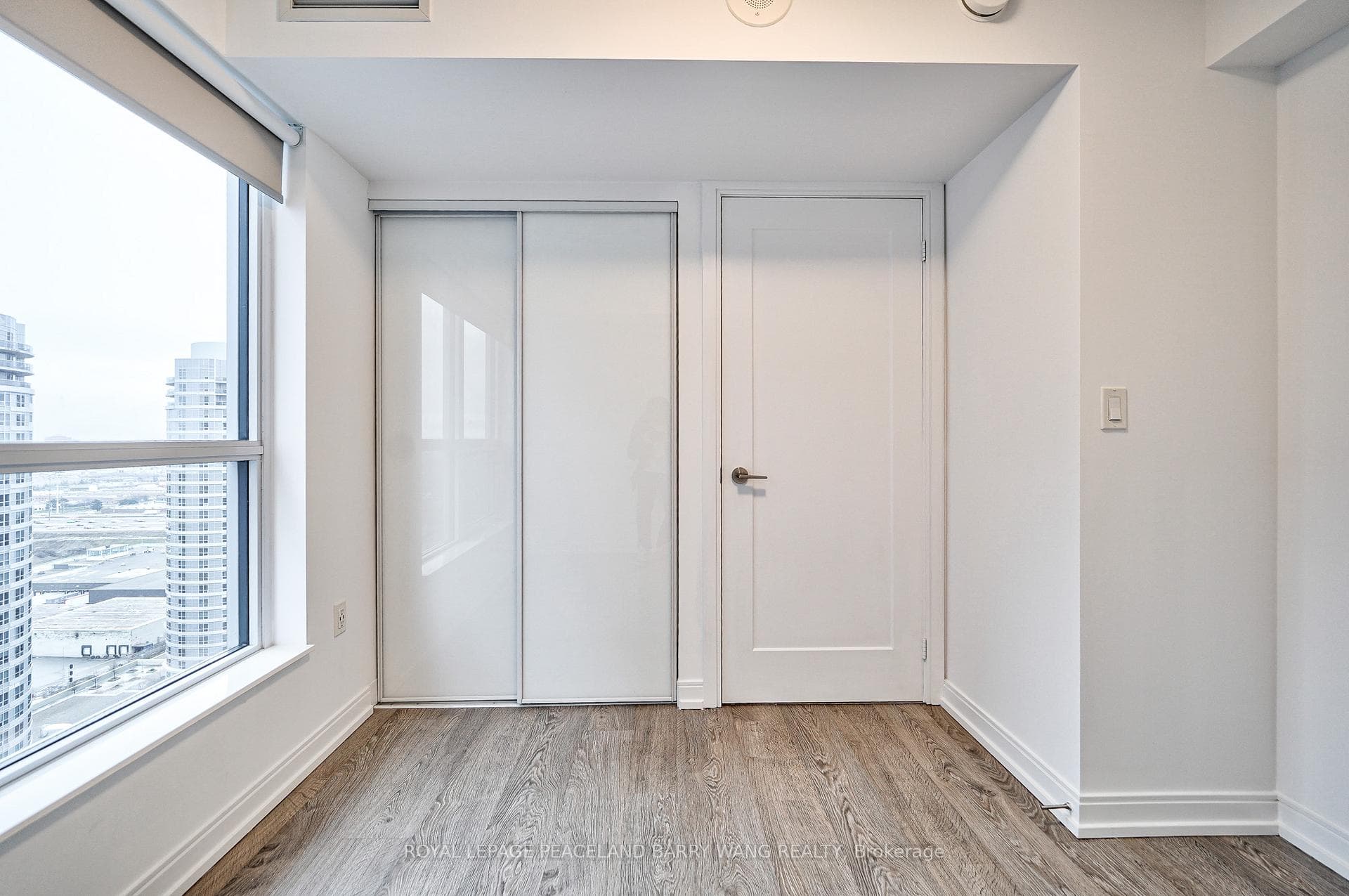 275 Village Green Square Unit 2416 photo 17