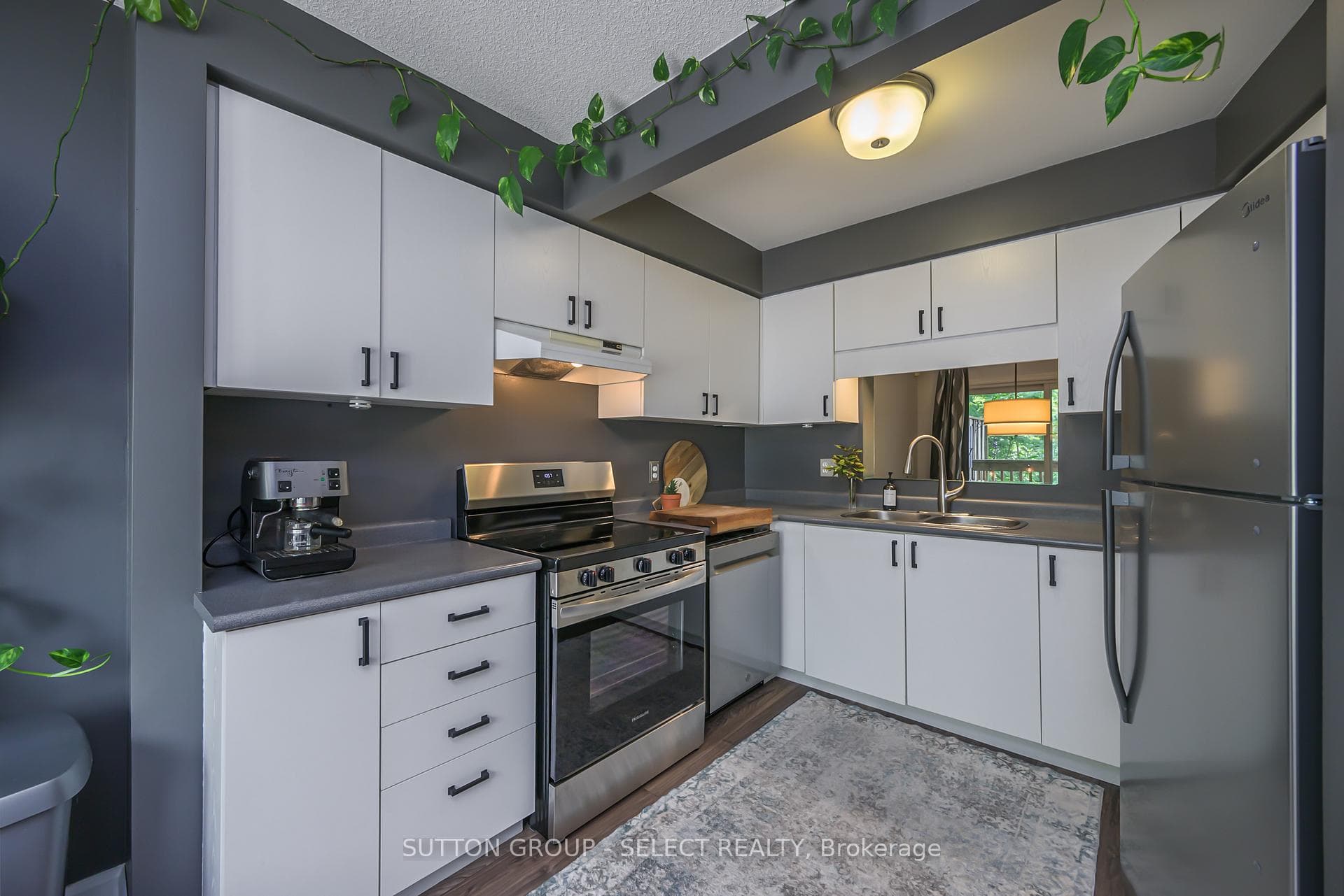 9 AILSA Place Unit 29 photo 5