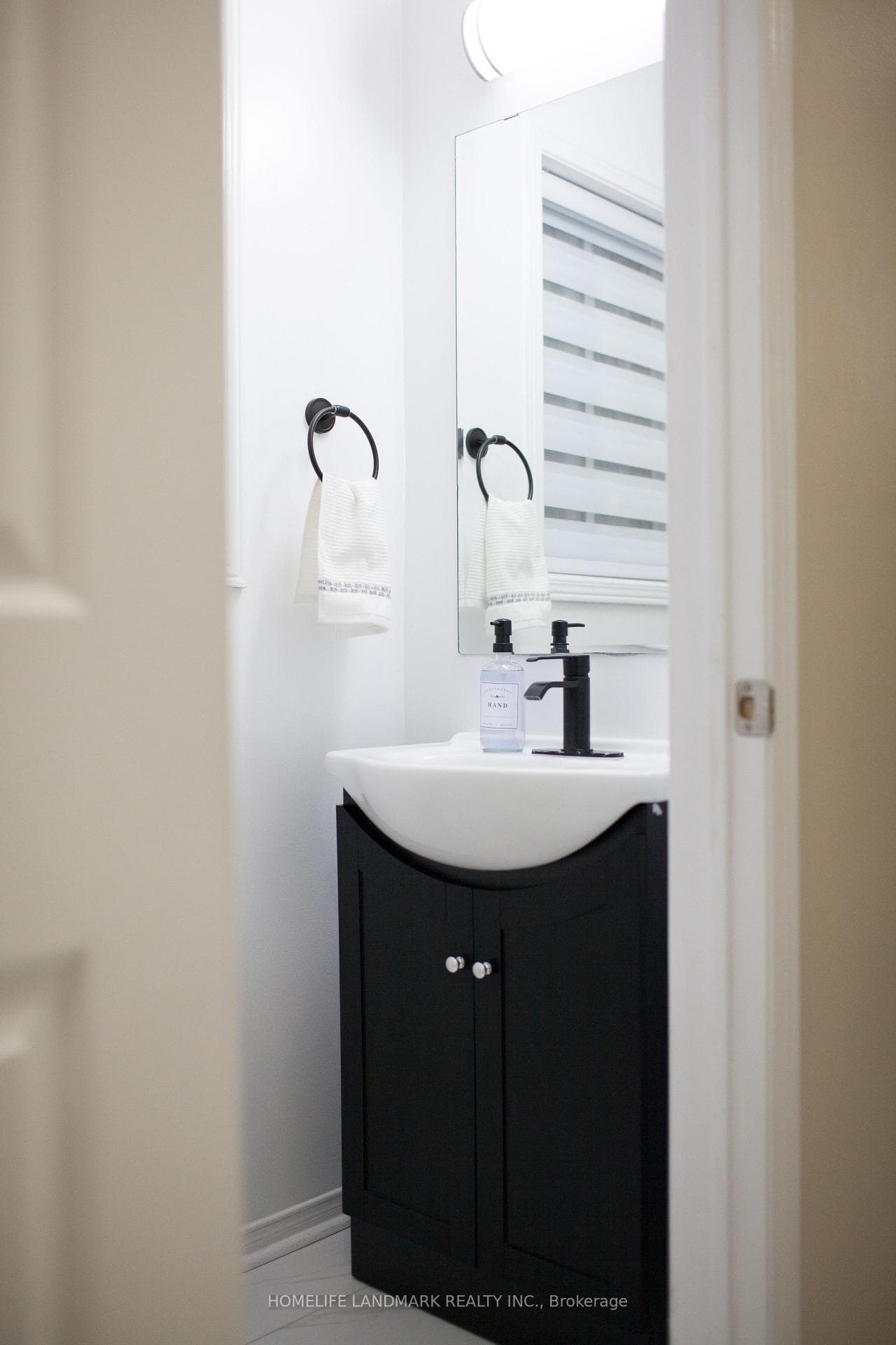 24 Cherryplum Way photo 6